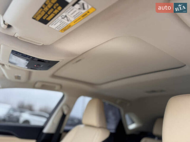 Черный Лексус НХ, объемом двигателя 2.5 л и пробегом 224 тыс. км за 24300 $, фото 15 на Automoto.ua