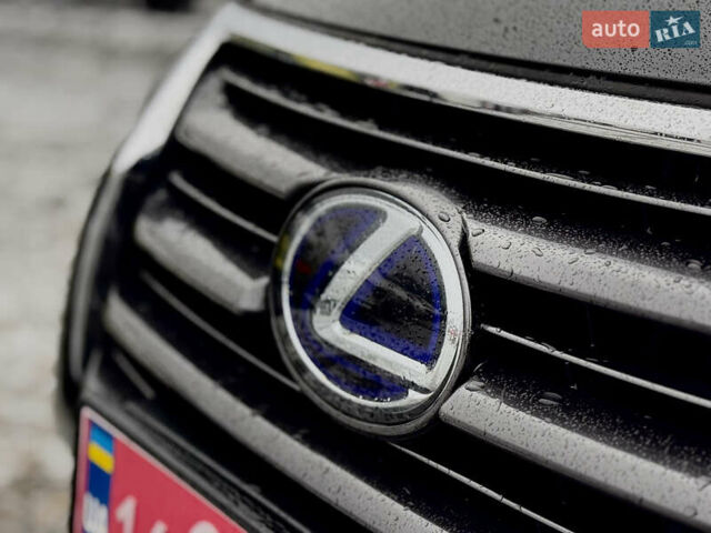 Черный Лексус НХ, объемом двигателя 2.5 л и пробегом 224 тыс. км за 24300 $, фото 5 на Automoto.ua