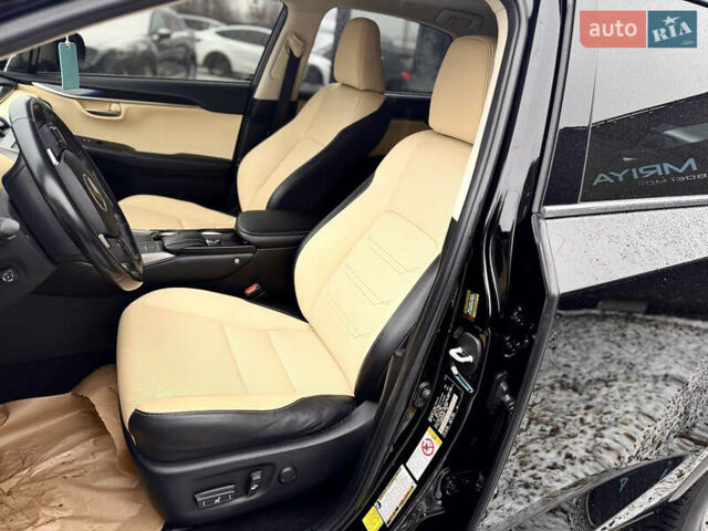 Черный Лексус НХ, объемом двигателя 2.5 л и пробегом 224 тыс. км за 24300 $, фото 8 на Automoto.ua