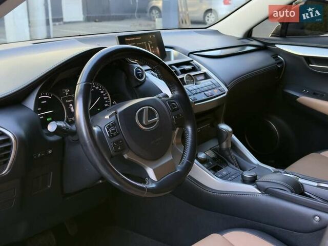 Чорний Лексус НХ, об'ємом двигуна 2.49 л та пробігом 168 тис. км за 25600 $, фото 26 на Automoto.ua