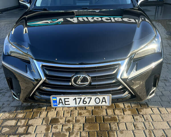 Чорний Лексус НХ, об'ємом двигуна 2 л та пробігом 178 тис. км за 22300 $, фото 2 на Automoto.ua