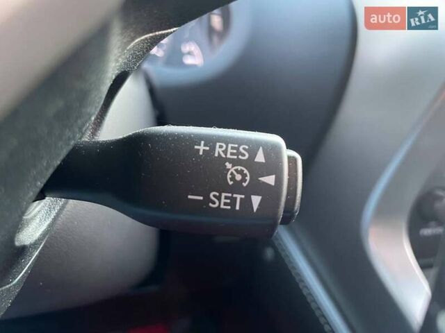 Черный Лексус НХ, объемом двигателя 2 л и пробегом 96 тыс. км за 24490 $, фото 17 на Automoto.ua