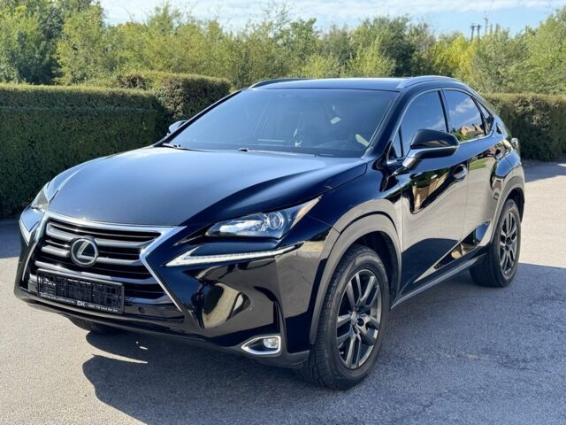 Чорний Лексус НХ, об'ємом двигуна 2 л та пробігом 123 тис. км за 18800 $, фото 1 на Automoto.ua