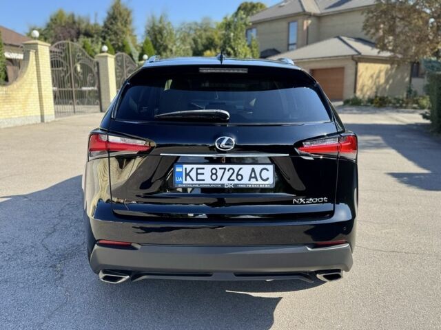 Чорний Лексус НХ, об'ємом двигуна 2 л та пробігом 123 тис. км за 18800 $, фото 3 на Automoto.ua