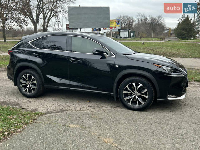 Чорний Лексус НХ, об'ємом двигуна 2 л та пробігом 72 тис. км за 25300 $, фото 2 на Automoto.ua