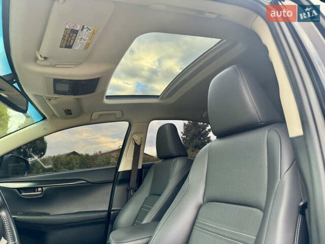 Чорний Лексус НХ, об'ємом двигуна 2 л та пробігом 106 тис. км за 22999 $, фото 15 на Automoto.ua