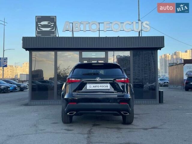 Черный Лексус НХ, объемом двигателя 2 л и пробегом 96 тыс. км за 24490 $, фото 6 на Automoto.ua