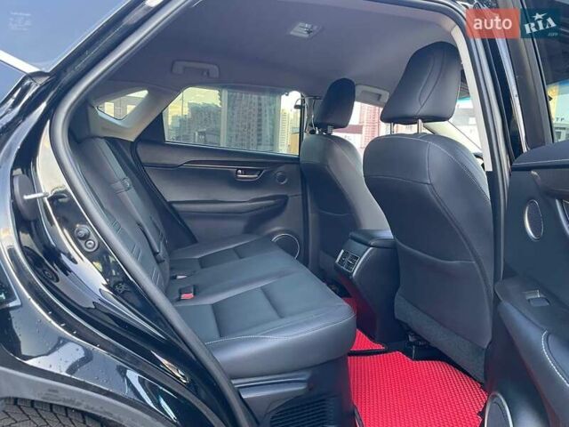 Черный Лексус НХ, объемом двигателя 2 л и пробегом 96 тыс. км за 24490 $, фото 10 на Automoto.ua