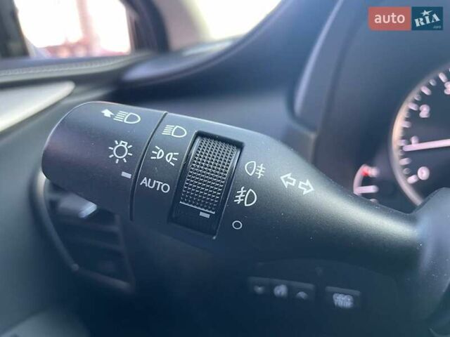 Черный Лексус НХ, объемом двигателя 2 л и пробегом 96 тыс. км за 24490 $, фото 16 на Automoto.ua