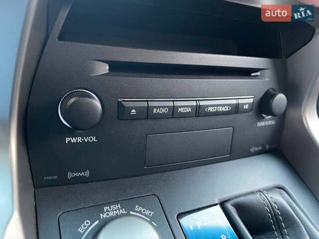 Черный Лексус НХ, объемом двигателя 2 л и пробегом 96 тыс. км за 24490 $, фото 26 на Automoto.ua