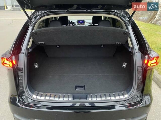 Черный Лексус НХ, объемом двигателя 2.5 л и пробегом 190 тыс. км за 26500 $, фото 10 на Automoto.ua