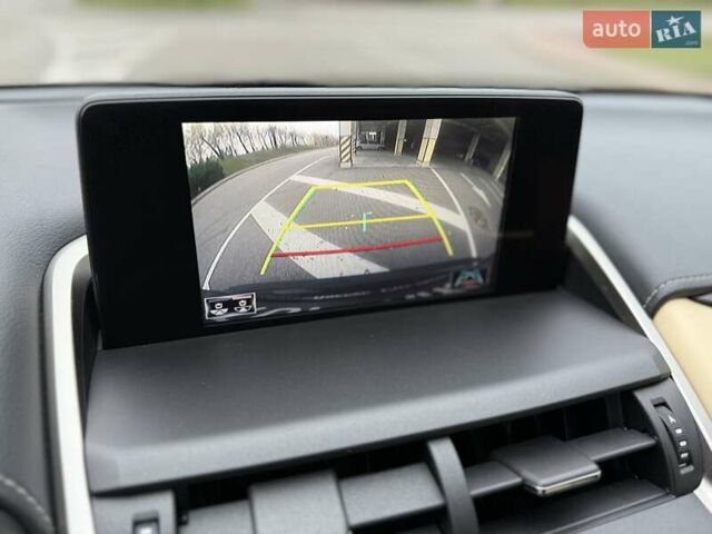 Черный Лексус НХ, объемом двигателя 2 л и пробегом 68 тыс. км за 28700 $, фото 58 на Automoto.ua