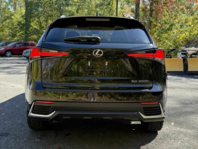 Чорний Лексус НХ, об'ємом двигуна 2.5 л та пробігом 38 тис. км за 9500 $, фото 4 на Automoto.ua