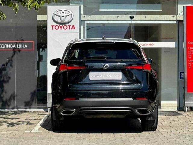 Черный Лексус НХ, объемом двигателя 2 л и пробегом 167 тыс. км за 26368 $, фото 3 на Automoto.ua