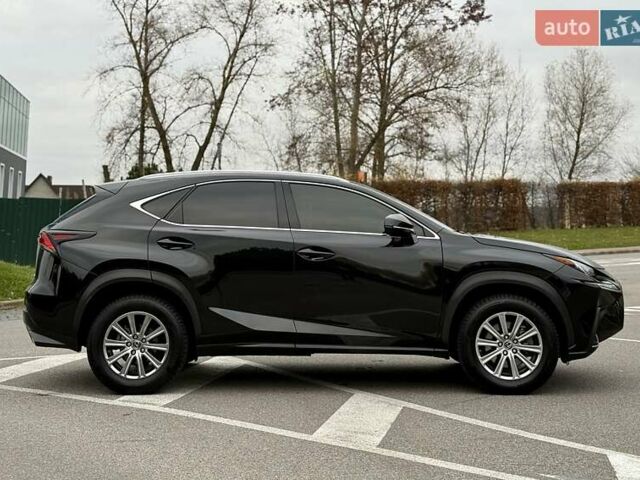 Черный Лексус НХ, объемом двигателя 2 л и пробегом 68 тыс. км за 28700 $, фото 21 на Automoto.ua