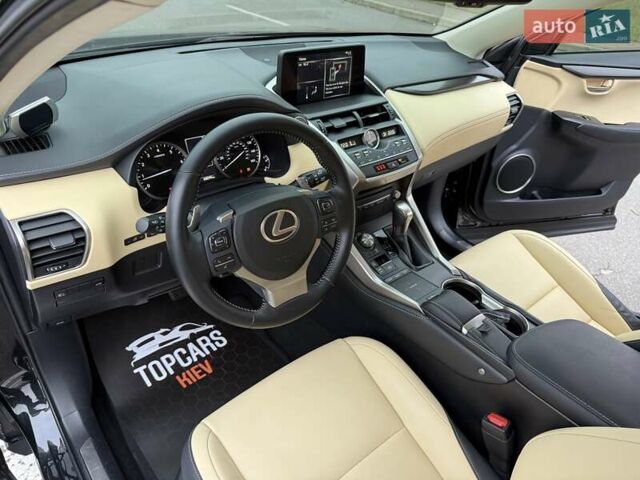 Черный Лексус НХ, объемом двигателя 2 л и пробегом 68 тыс. км за 28700 $, фото 50 на Automoto.ua