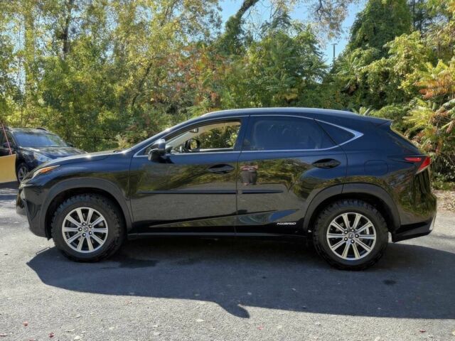 Чорний Лексус НХ, об'ємом двигуна 2.5 л та пробігом 38 тис. км за 9500 $, фото 2 на Automoto.ua