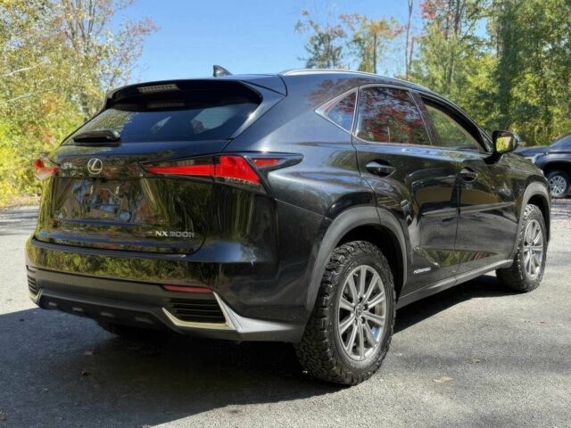 Чорний Лексус НХ, об'ємом двигуна 2.5 л та пробігом 38 тис. км за 9500 $, фото 5 на Automoto.ua