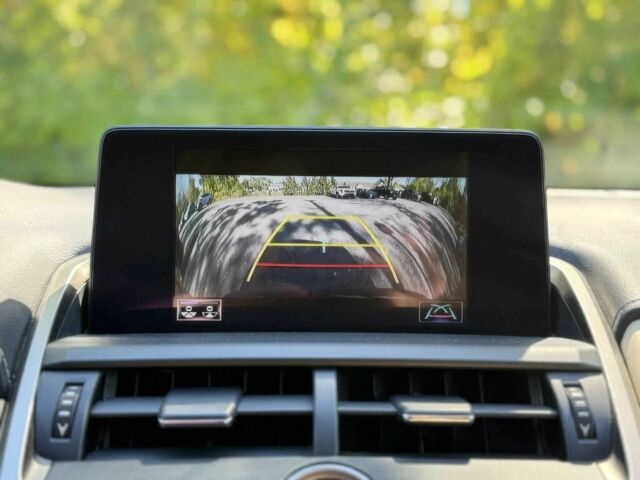 Чорний Лексус НХ, об'ємом двигуна 2.5 л та пробігом 38 тис. км за 9500 $, фото 11 на Automoto.ua