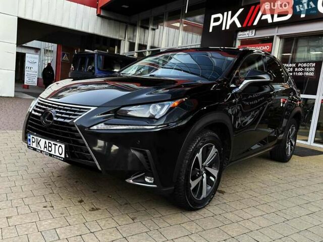Чорний Лексус НХ, об'ємом двигуна 2 л та пробігом 148 тис. км за 25400 $, фото 1 на Automoto.ua