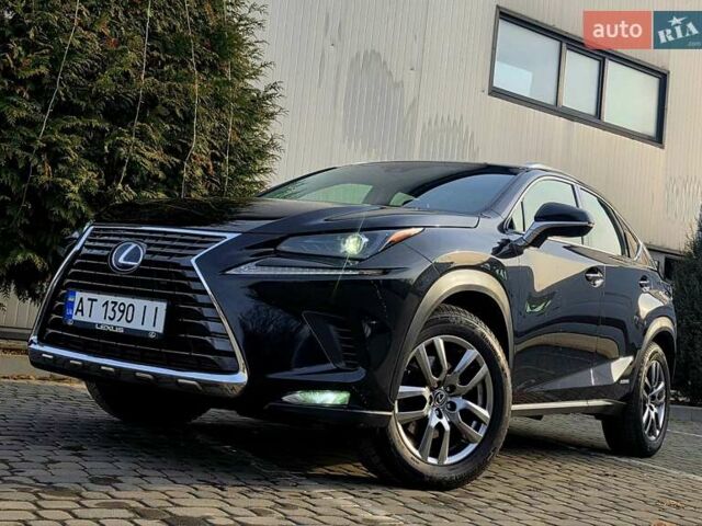 Черный Лексус НХ, объемом двигателя 2.49 л и пробегом 150 тыс. км за 31750 $, фото 8 на Automoto.ua