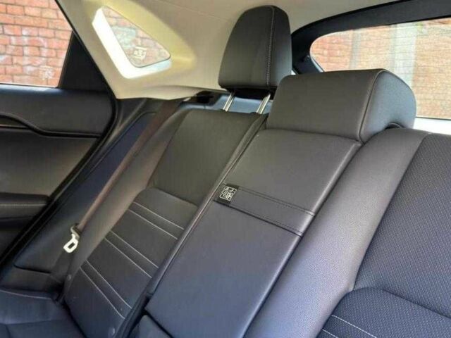 Чорний Лексус НХ, об'ємом двигуна 2 л та пробігом 117 тис. км за 17500 $, фото 12 на Automoto.ua