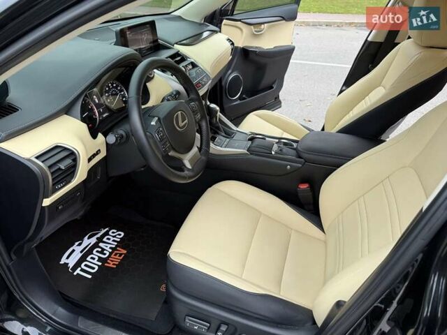 Черный Лексус НХ, объемом двигателя 2 л и пробегом 68 тыс. км за 28700 $, фото 47 на Automoto.ua