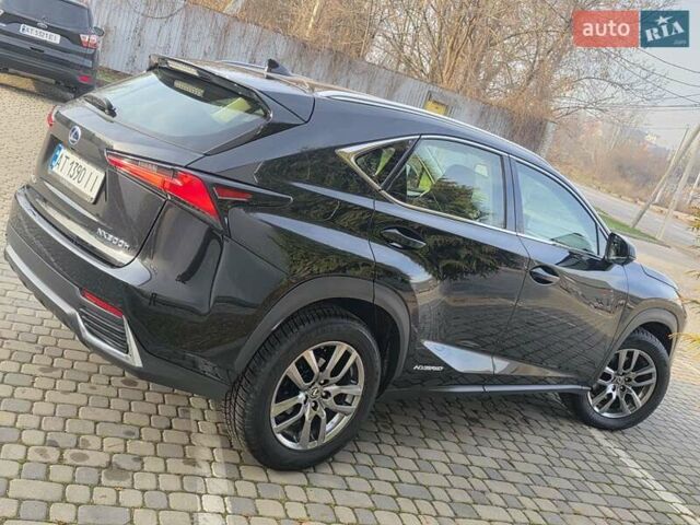 Черный Лексус НХ, объемом двигателя 2.49 л и пробегом 150 тыс. км за 31750 $, фото 28 на Automoto.ua