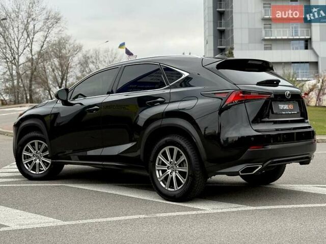 Черный Лексус НХ, объемом двигателя 2 л и пробегом 68 тыс. км за 28700 $, фото 9 на Automoto.ua