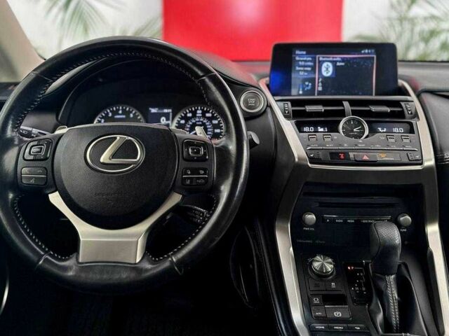 Черный Лексус НХ, объемом двигателя 2 л и пробегом 167 тыс. км за 26368 $, фото 8 на Automoto.ua