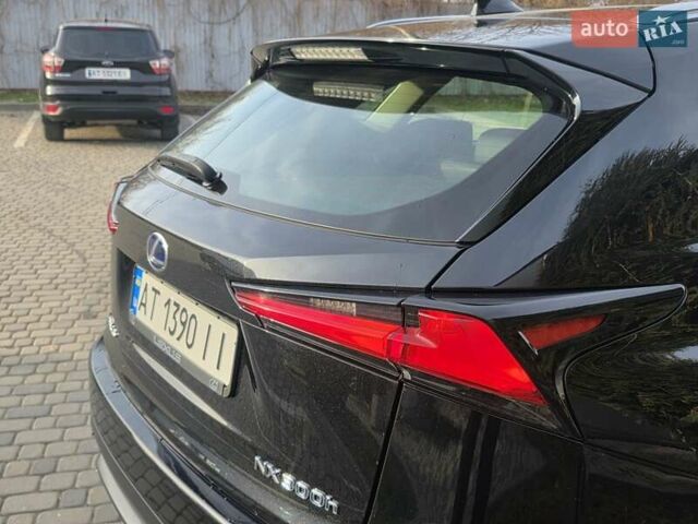 Черный Лексус НХ, объемом двигателя 2.49 л и пробегом 150 тыс. км за 31750 $, фото 34 на Automoto.ua