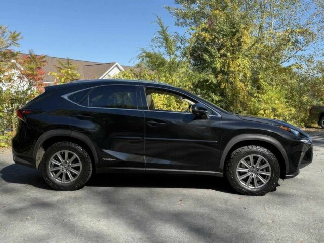 Чорний Лексус НХ, об'ємом двигуна 2.5 л та пробігом 38 тис. км за 9500 $, фото 6 на Automoto.ua