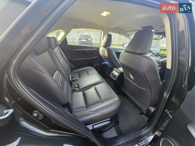 Черный Лексус НХ, объемом двигателя 2.49 л и пробегом 150 тыс. км за 31750 $, фото 52 на Automoto.ua