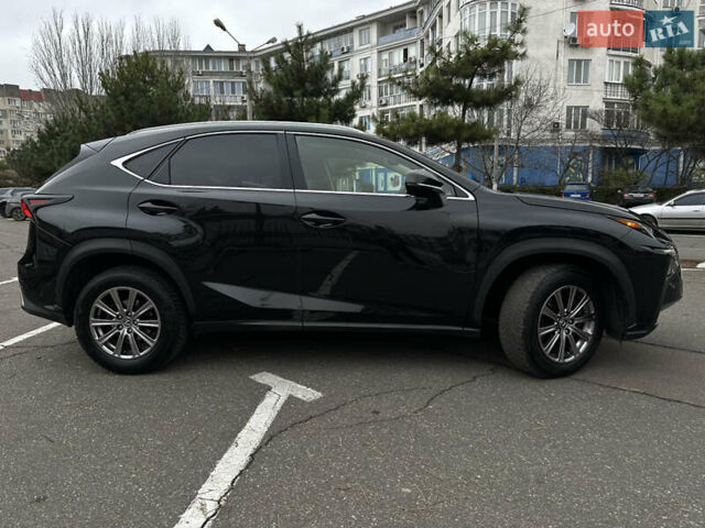 Черный Лексус НХ, объемом двигателя 2 л и пробегом 138 тыс. км за 23999 $, фото 6 на Automoto.ua
