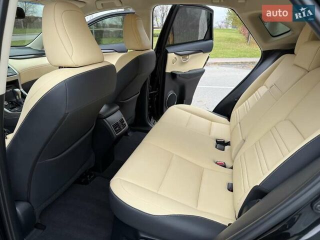 Черный Лексус НХ, объемом двигателя 2 л и пробегом 68 тыс. км за 28700 $, фото 43 на Automoto.ua