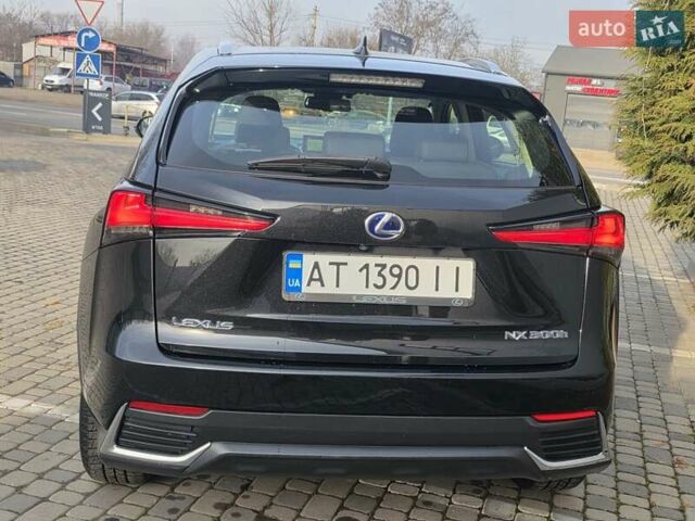 Черный Лексус НХ, объемом двигателя 2.49 л и пробегом 150 тыс. км за 31750 $, фото 32 на Automoto.ua