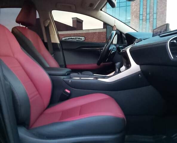 Чорний Лексус НХ, об'ємом двигуна 2 л та пробігом 88 тис. км за 29900 $, фото 14 на Automoto.ua