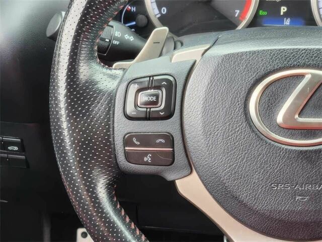 Черный Лексус НХ, объемом двигателя 2 л и пробегом 60 тыс. км за 16700 $, фото 10 на Automoto.ua