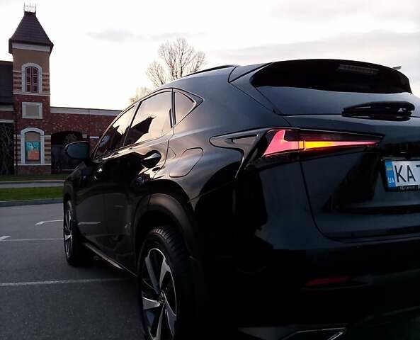 Чорний Лексус НХ, об'ємом двигуна 2 л та пробігом 88 тис. км за 29900 $, фото 5 на Automoto.ua