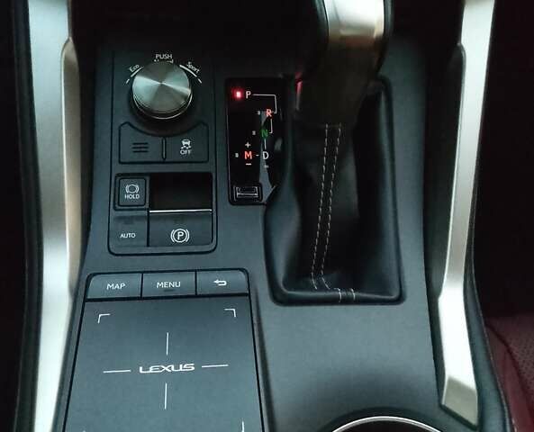 Чорний Лексус НХ, об'ємом двигуна 2 л та пробігом 88 тис. км за 29900 $, фото 21 на Automoto.ua