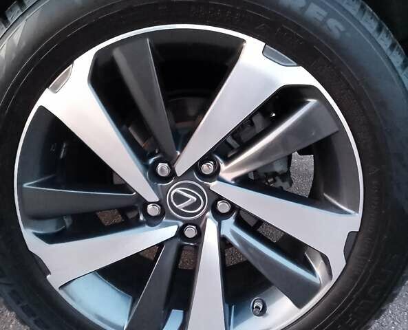 Чорний Лексус НХ, об'ємом двигуна 2 л та пробігом 88 тис. км за 29900 $, фото 24 на Automoto.ua