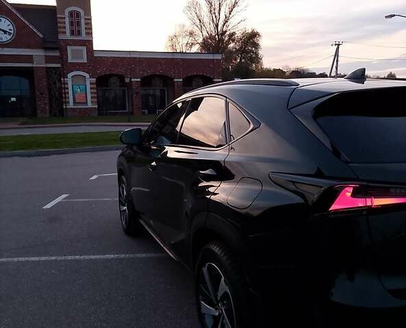 Чорний Лексус НХ, об'ємом двигуна 2 л та пробігом 88 тис. км за 29900 $, фото 4 на Automoto.ua