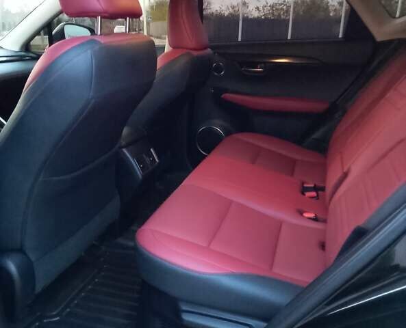 Чорний Лексус НХ, об'ємом двигуна 2 л та пробігом 88 тис. км за 29900 $, фото 11 на Automoto.ua