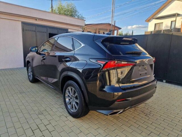 Чорний Лексус НХ, об'ємом двигуна 2 л та пробігом 34 тис. км за 22100 $, фото 7 на Automoto.ua