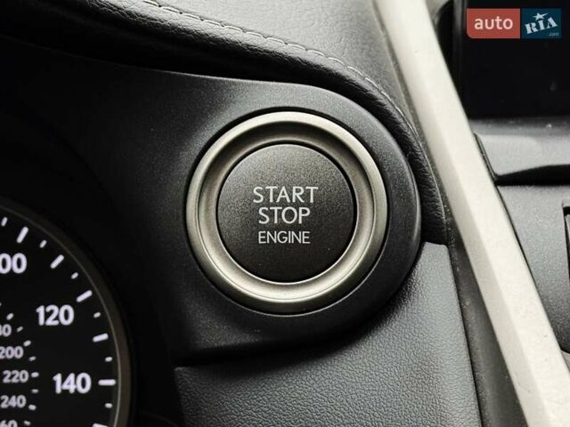 Чорний Лексус НХ, об'ємом двигуна 2 л та пробігом 33 тис. км за 25500 $, фото 45 на Automoto.ua