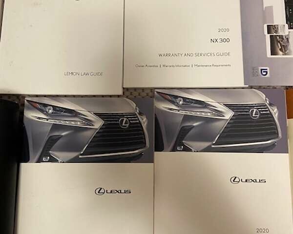 Чорний Лексус НХ, об'ємом двигуна 2 л та пробігом 88 тис. км за 29900 $, фото 30 на Automoto.ua