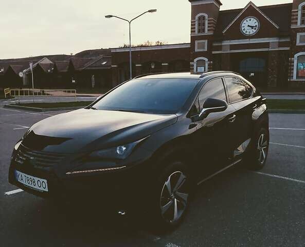 Чорний Лексус НХ, об'ємом двигуна 2 л та пробігом 88 тис. км за 29900 $, фото 1 на Automoto.ua