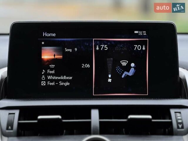 Чорний Лексус НХ, об'ємом двигуна 2 л та пробігом 33 тис. км за 25500 $, фото 35 на Automoto.ua