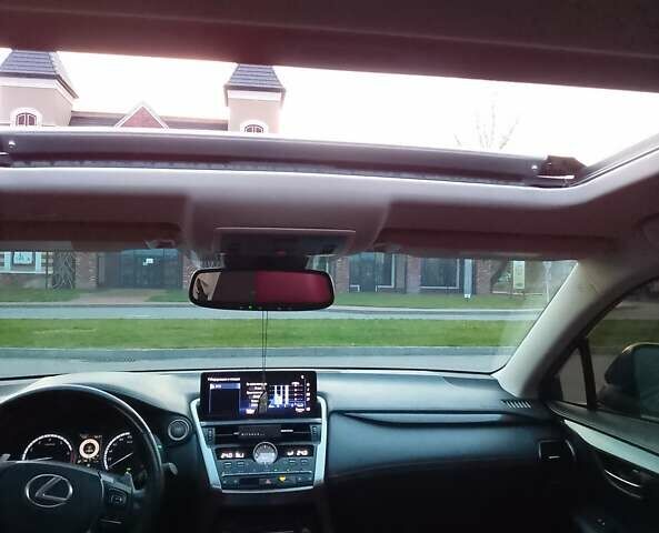 Чорний Лексус НХ, об'ємом двигуна 2 л та пробігом 88 тис. км за 29900 $, фото 15 на Automoto.ua