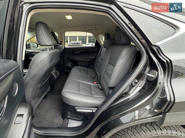 Чорний Лексус НХ, об'ємом двигуна 2 л та пробігом 33 тис. км за 25500 $, фото 49 на Automoto.ua